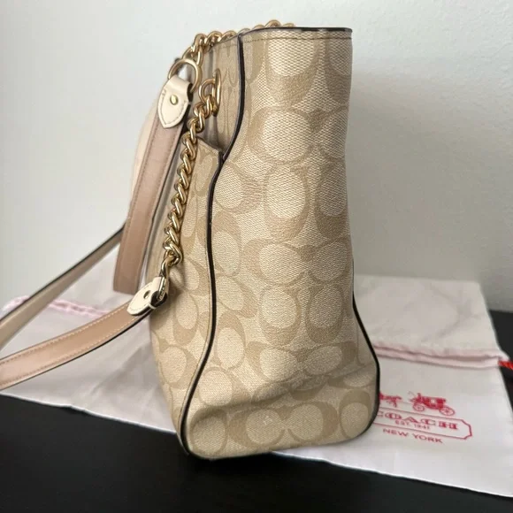 COACH Signature Ava Chain Tote Leather Handbag Shoulder Bag - Picture 7 of 15